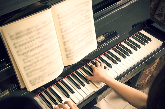 Ouvido versus leitura musical