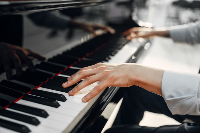 aprender música nova no piano
